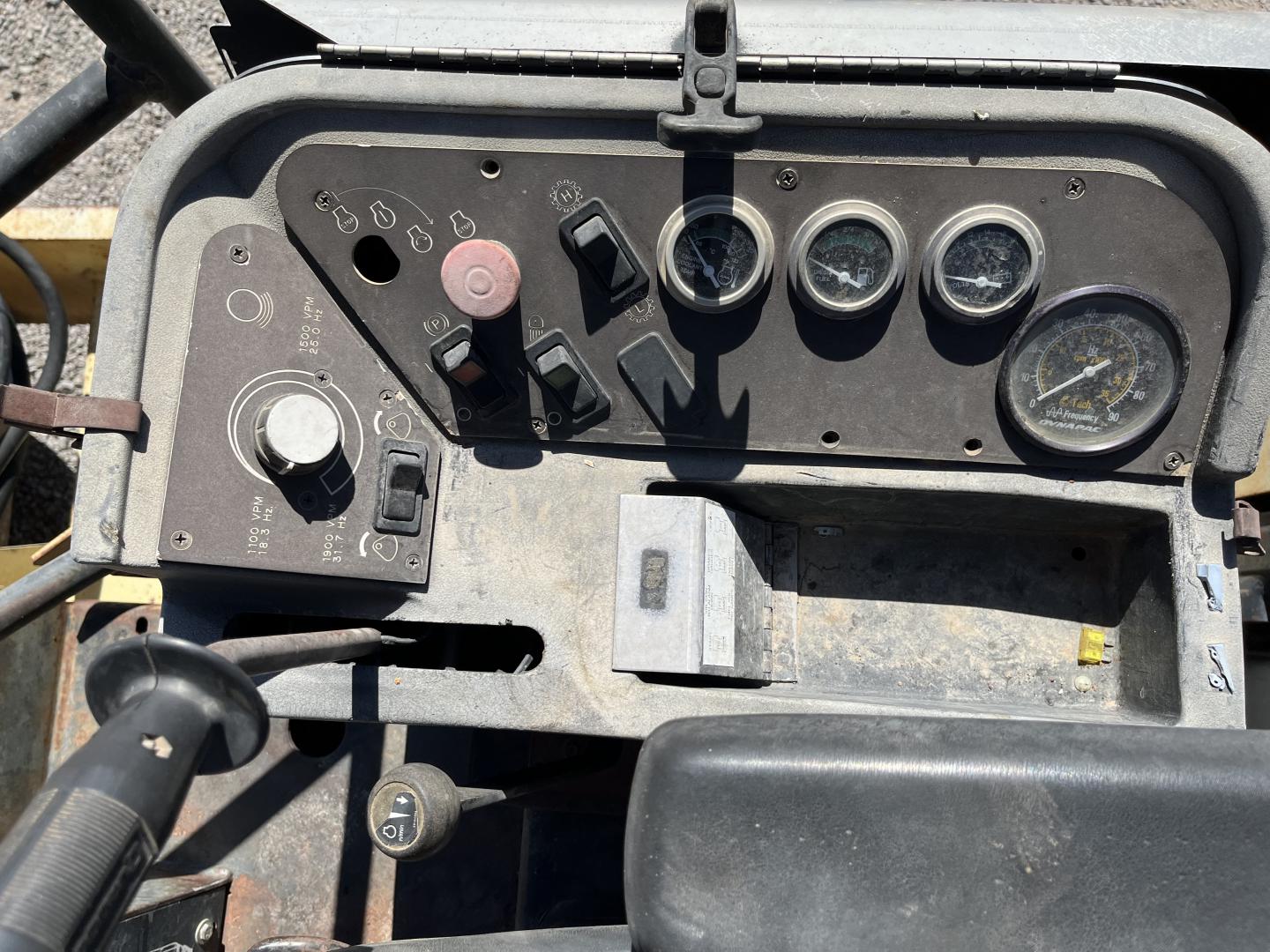 ./imagenes/INVOICE/2019/16476/INGERSOLL RAND SD70D (29).JPG